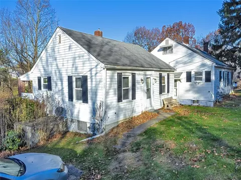 143-145 Altman Rd, Jeannette, PA 15644