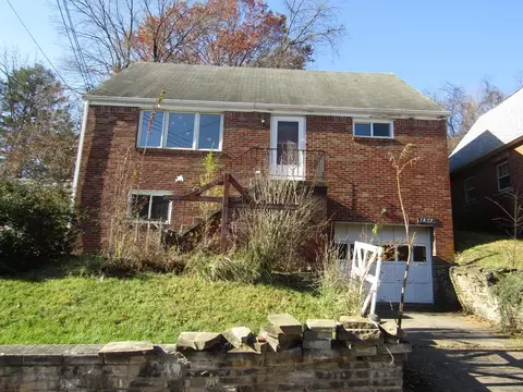 1627 Oak Avenue Ext, Turtle Creek, PA 15145