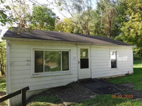 101 Bend Rd, New Wilmington, PA 16142