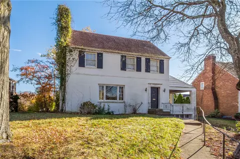 211 Vernon Dr, Pittsburgh, PA 15228