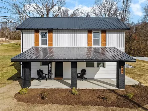 605 Manifold Rd, Washington, PA 15301