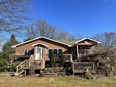 1107 Ray Rd, Penn Run, PA 15765