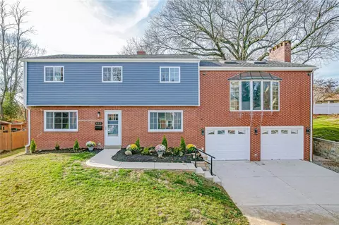 409 Fieldstone Dr, Monroeville, PA 15146