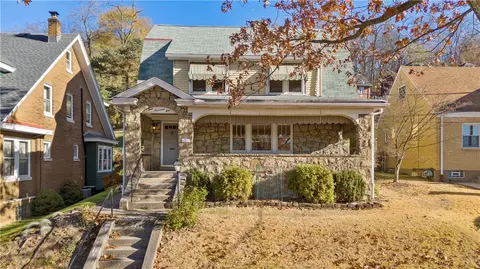 4004 Kleber St, Pittsburgh, PA 15212