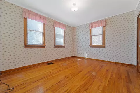 338 Brownlee Rd, Eighty Four, PA 15330 photo 12