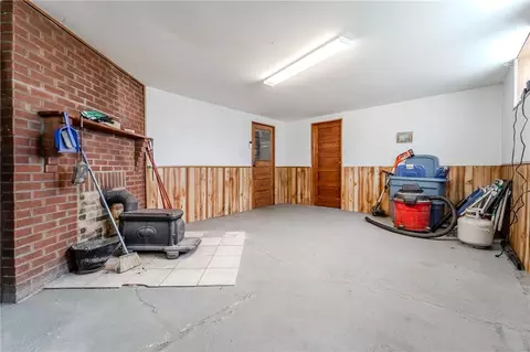 338 Brownlee Rd, Eighty Four, PA 15330 photo 17