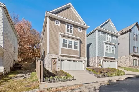 454 Wyola St, Pittsburgh, PA 15211