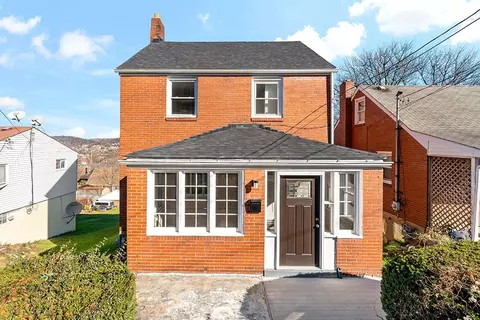 4417 Outlook Dr, West Mifflin, PA 15122