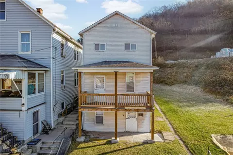 943 Fronheiser St, Johnstown, PA 15902