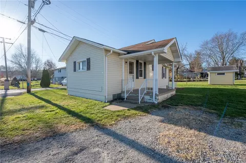 102 Frogtown Rd, New Alexandria, PA 15670