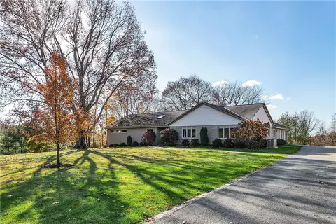 579 Dorseyville Rd # B, Pittsburgh, PA 15238