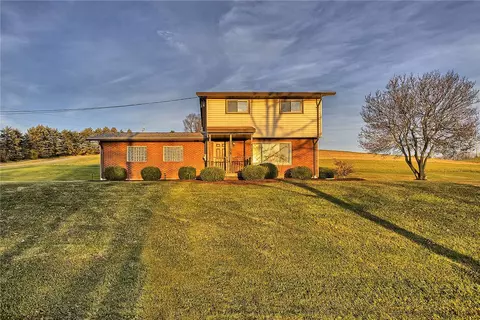827 Black Lick Rd, Blairsville, PA 15717