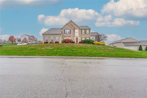 206 Kingsbrooke Dr, Greensburg, PA 15601