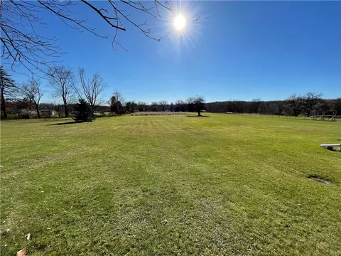 423 Whitestown Rd, Butler, PA 16001