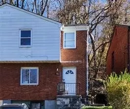 956 Oranmore, Pittsburgh, PA 15201