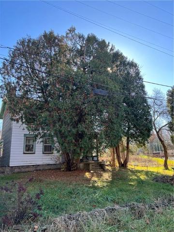 52 Penn Manor Rd, Manor, PA 15665
