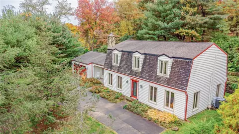 130 Green Ln, Greensburg, PA 15601