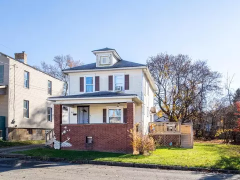 917 14th St, Beaver Falls, PA 15010