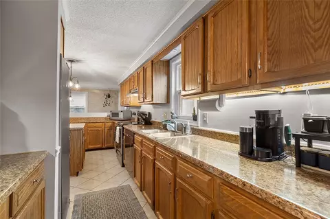 Kitchen - 146 Biskup Ln, Monaca, PA 15061 photo 2 of 5