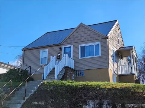 1609 Pine St, Greensburg, PA 15601