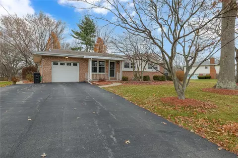 131 Wanda St, Beaver Falls, PA 15010