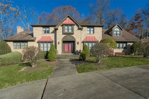 4621 Windbrook Dr, Murrysville, PA 15668