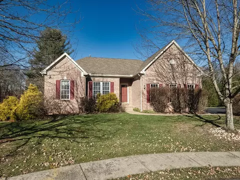 142 Kaufman Run Blvd, Mars, PA 16046