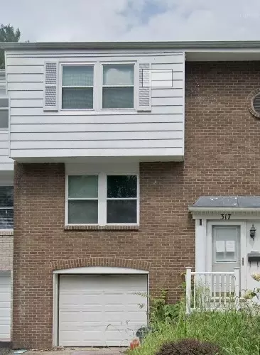317 Cricketwood Ct, Canonsburg, PA 15317