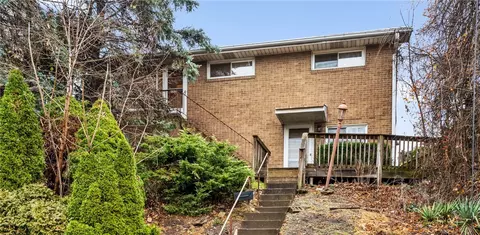 1535 Grandview Ave, Braddock, PA 15104
