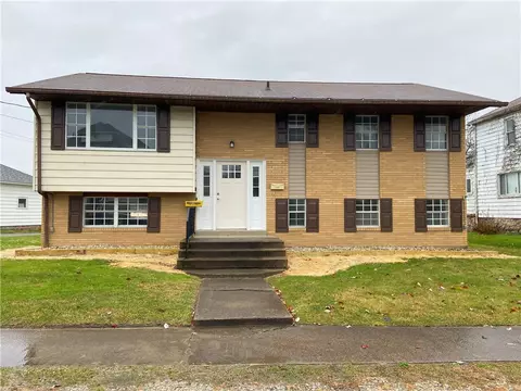 1 Cedar St, Masontown, PA 15461