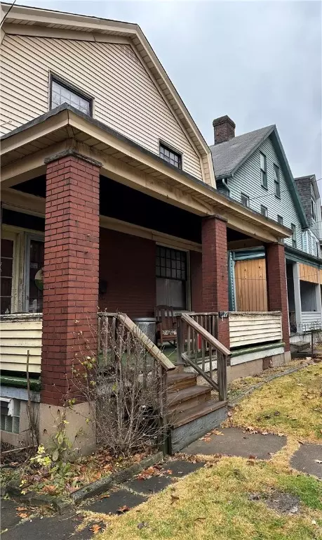 327 Brown Ave, Turtle Creek, PA 15145