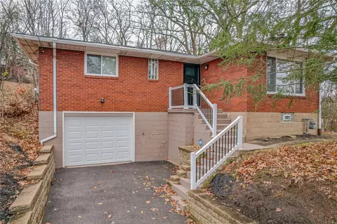 142 Altman Rd, Jeannette, PA 15644