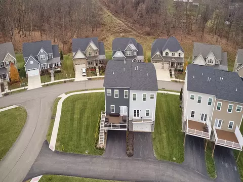 154 Seneca Pl, Mars, PA 16046 photo 4