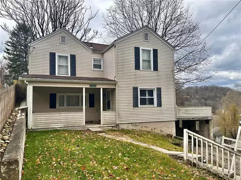 1004 Virginia St, Jeannette, PA 15644