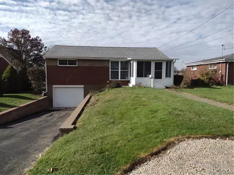 118 Sylvan Dr, New Kensington, PA 15068