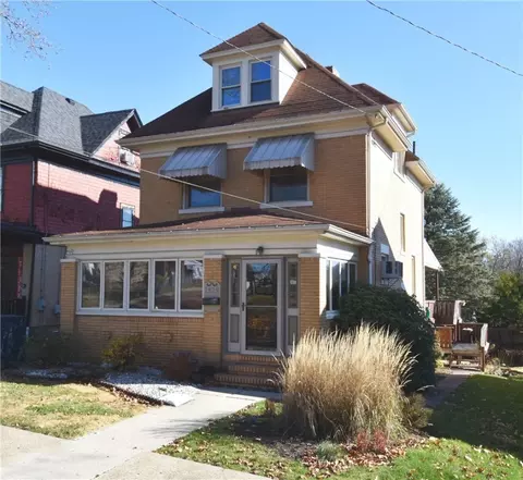 1529 Evanston St, Pittsburgh, PA 15204
