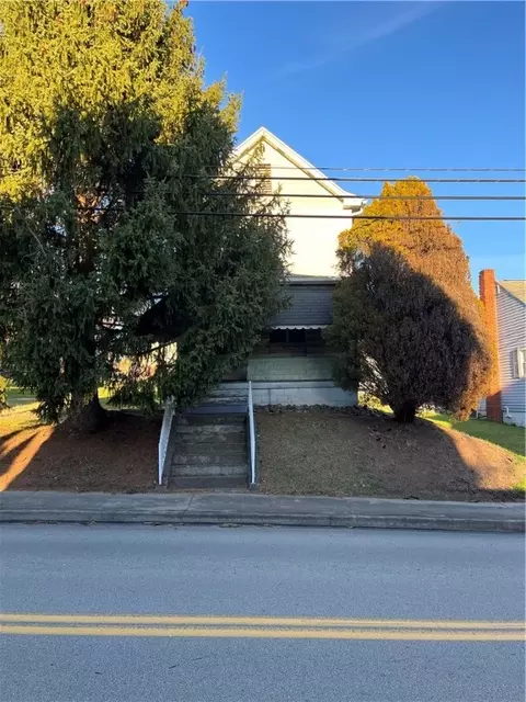 621 Brown St, Everson, PA 15631