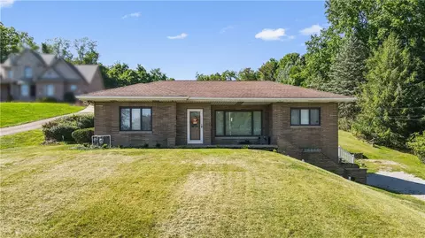 1059 Rostraver Rd, Belle Vernon, PA 15012