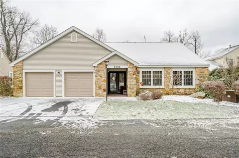 2403 S Ridge Ln, Hidden Valley, PA 15502