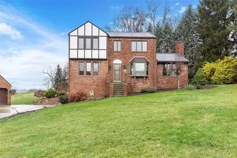 114 Macek Dr, Pittsburgh, PA 15227