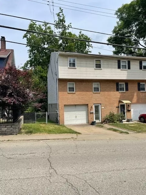 920 Berry St, Pittsburgh, PA 15204