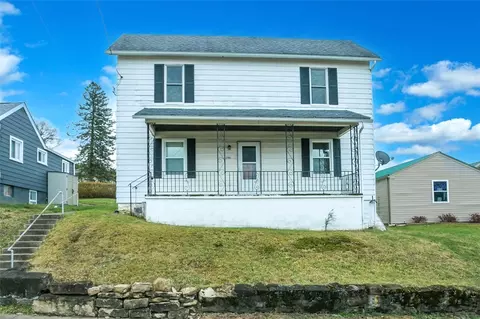 2793 Italy Rd, Export, PA 15632