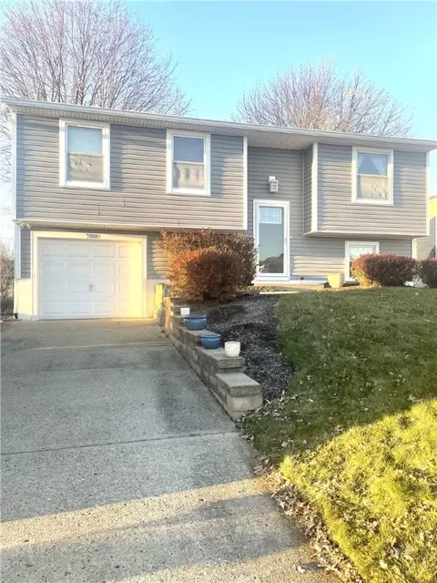 700 Gross St, Conway, PA 15027