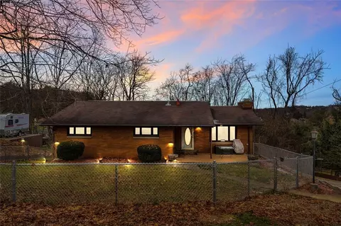 6318 Jack St, Finleyville, PA 15332