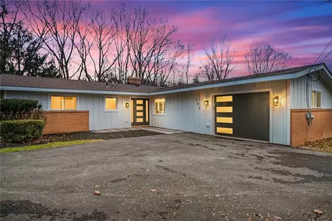 757 Campmeeting Rd, Sewickley, PA 15143