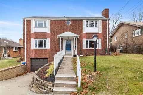 145 Fieldcrest Dr, Pittsburgh, PA 15221