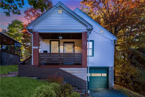 5322 Studebaker St, Bethel Park, PA 15102