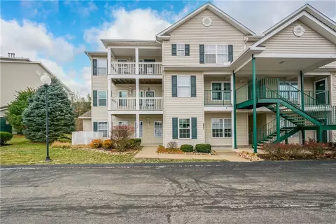 1008 Lenox Dr, Bethel Park, PA 15102