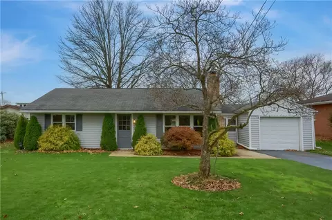 219 Martin Ave, Ellwood City, PA 16117