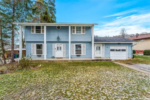 16 Donation Rd, Greenville, PA 16125